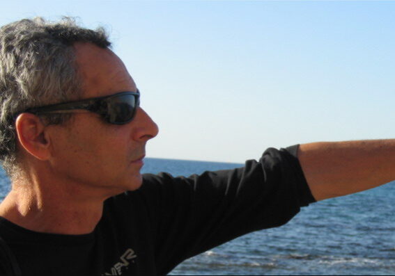 from-evolution-to-revolution-yossi-leon-co-producer from-evolution-to-revolution-yossi-leon-co-producer